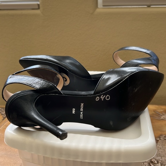 Nine West black heels. - Picture 6 of 6